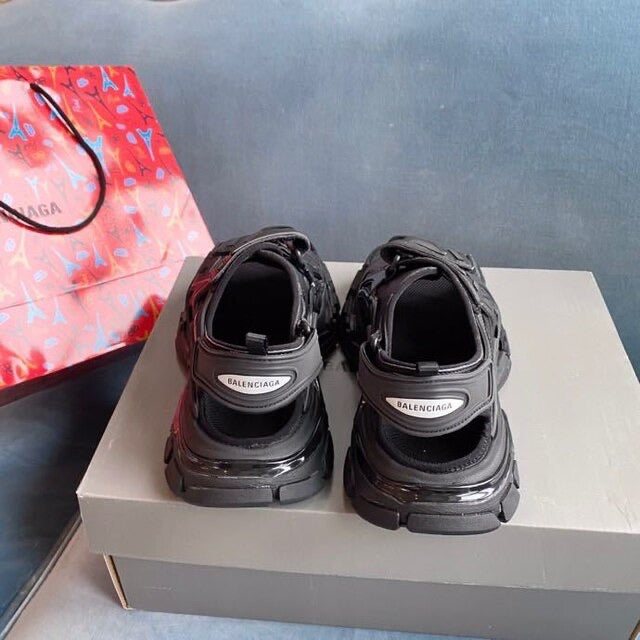 Track Sandals