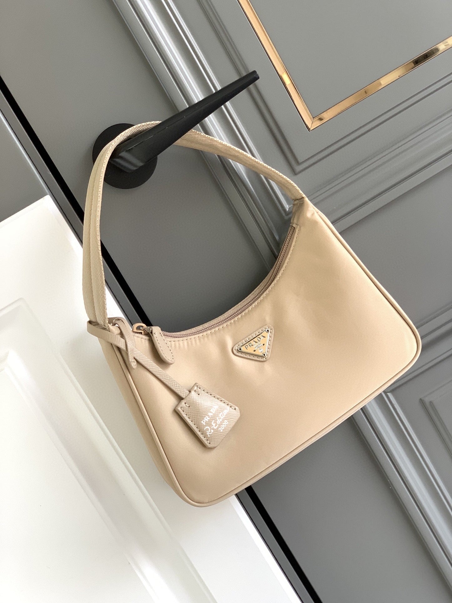 Re Edition Shoulder Bag