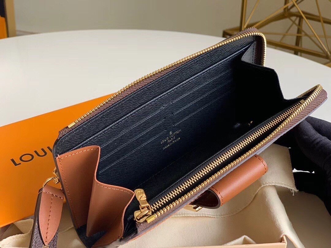 Dauphine Wallet