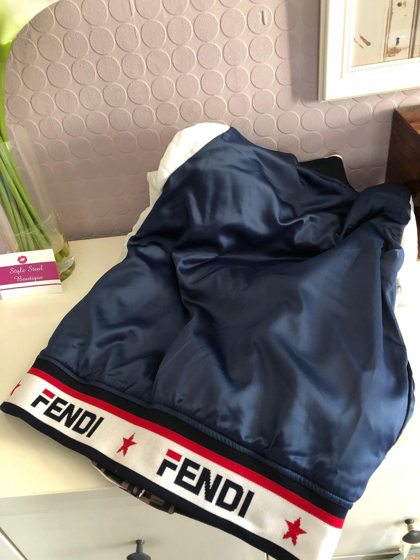 Reversible Bomber