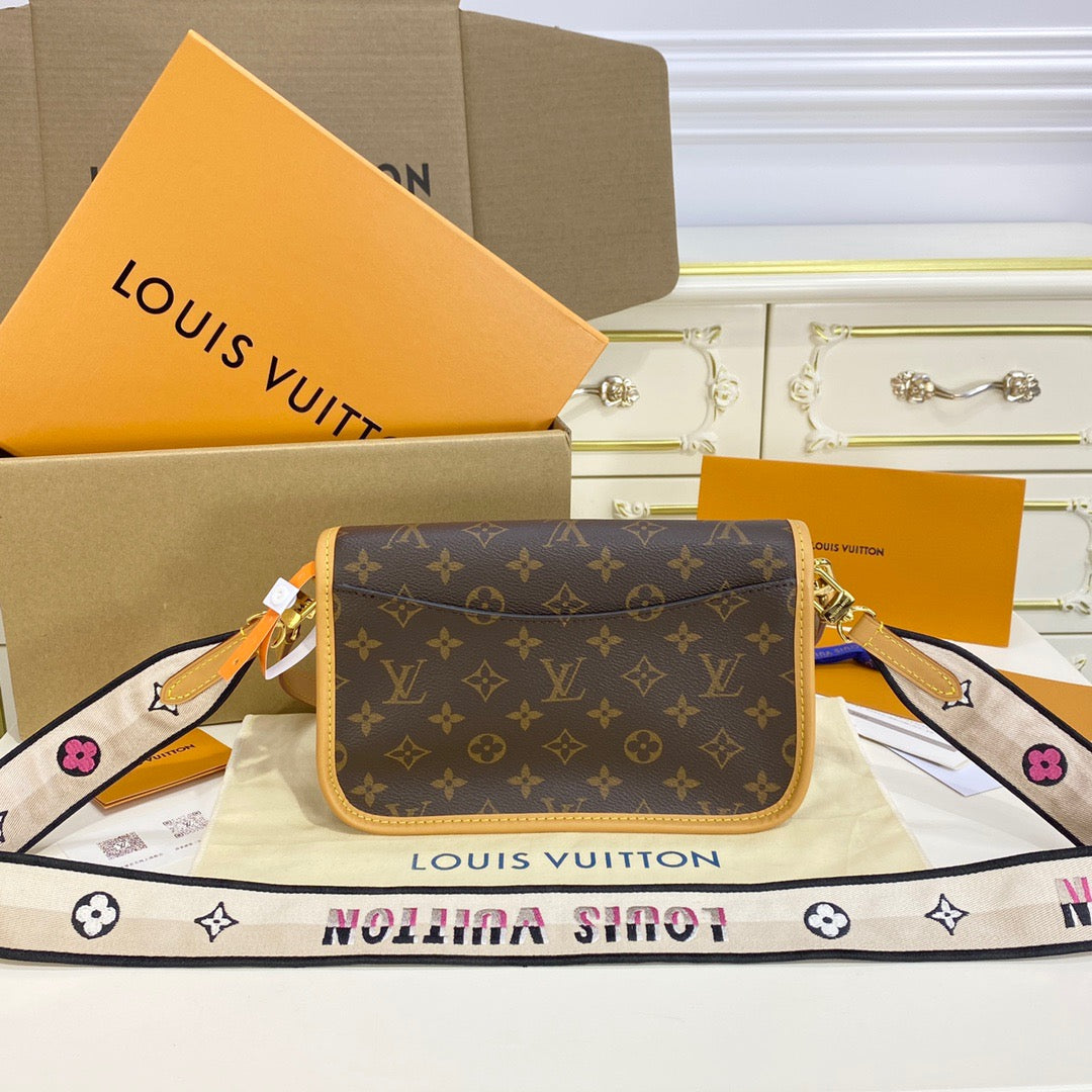 Diane Satchel