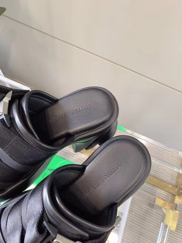 Flash Sandals
