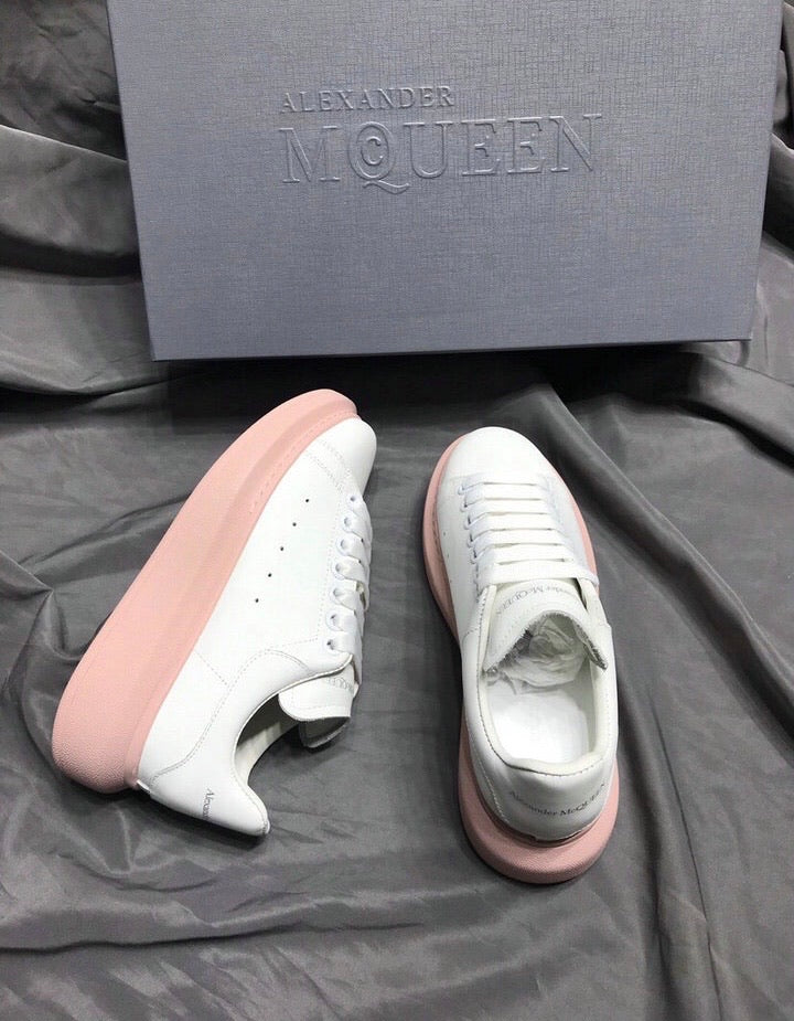 Oversized Sneaker