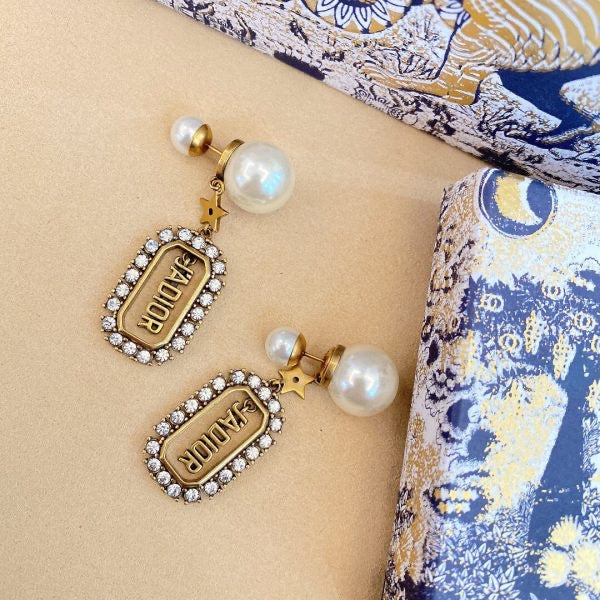 CD Pearl Earrings