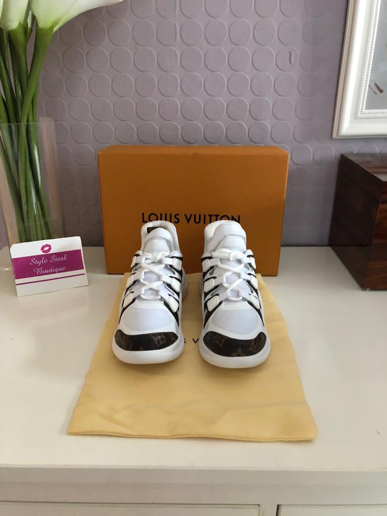 Archlight Sneaker
