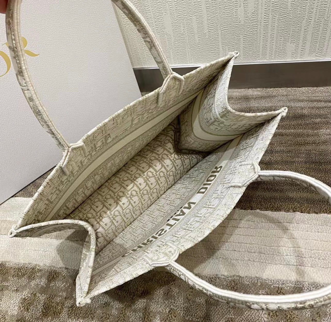 Medium Book Tote