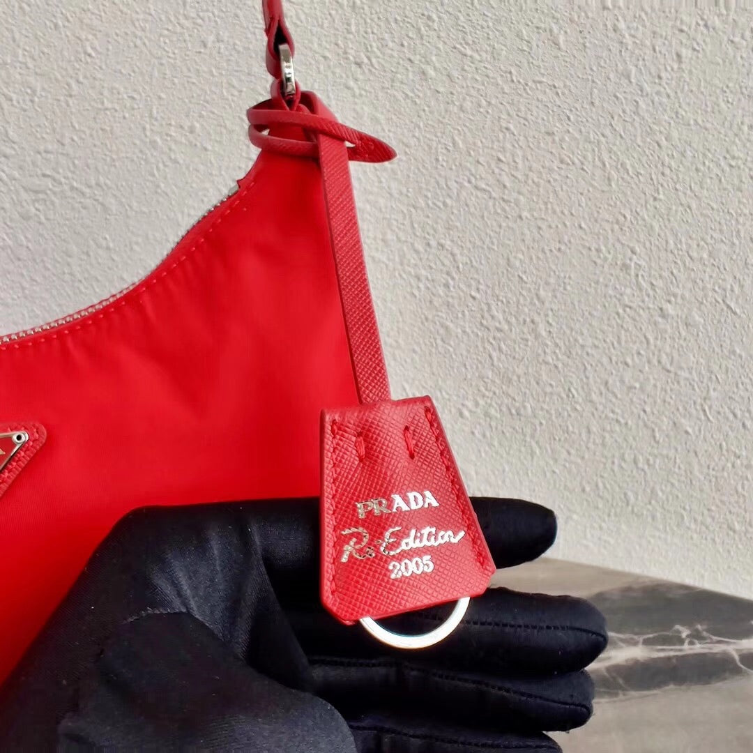 Re-Edition Shoulder Bag