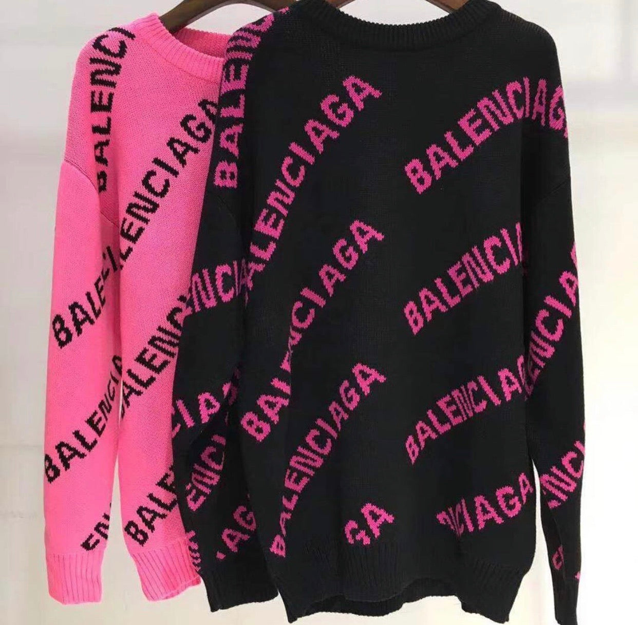 Logo Jumper