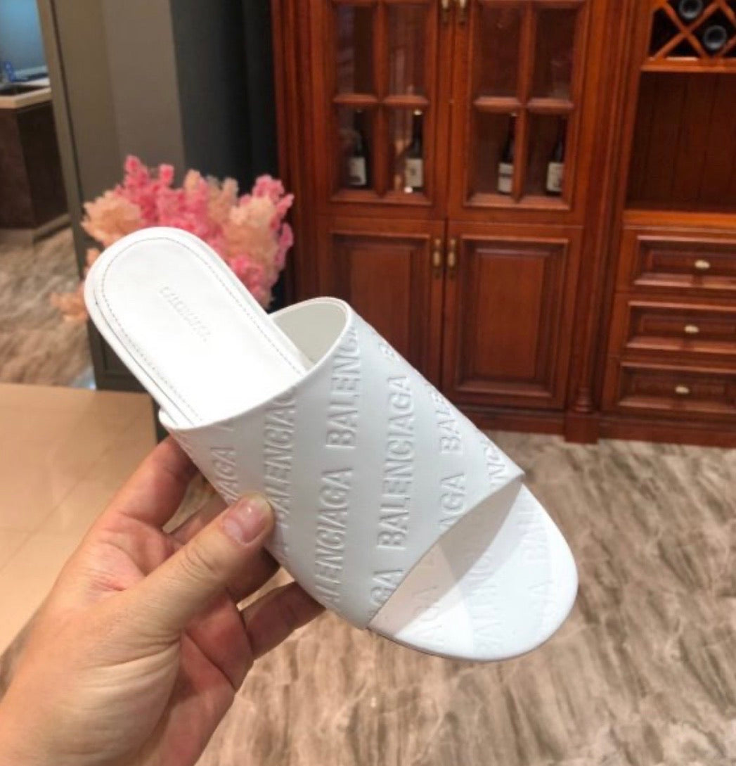 Oval Mules