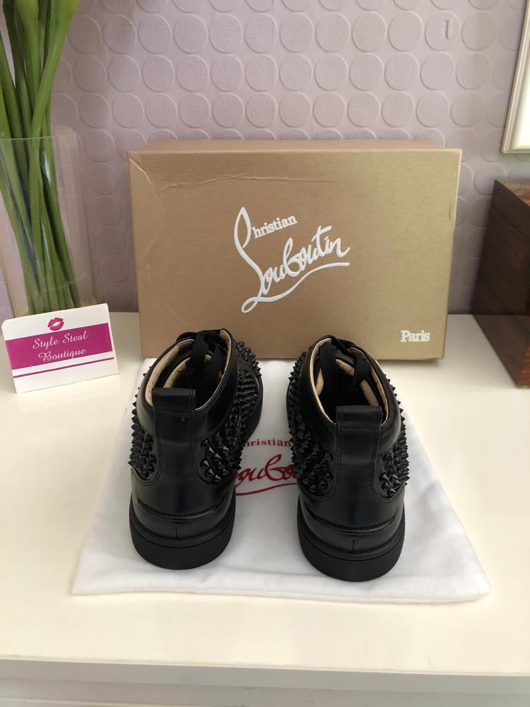 Louis Spikes Womens