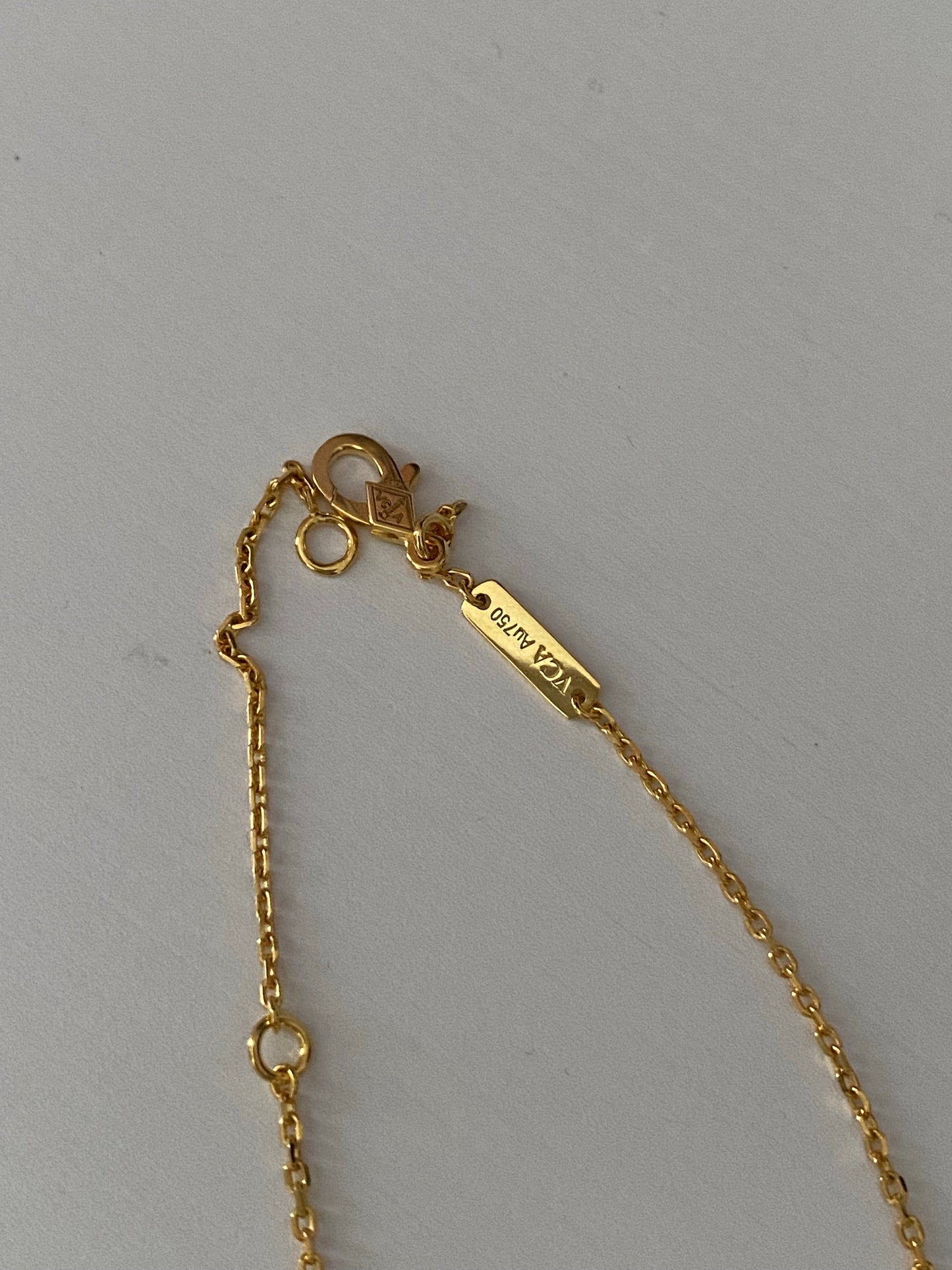 Original Quality Alhambra Pendant