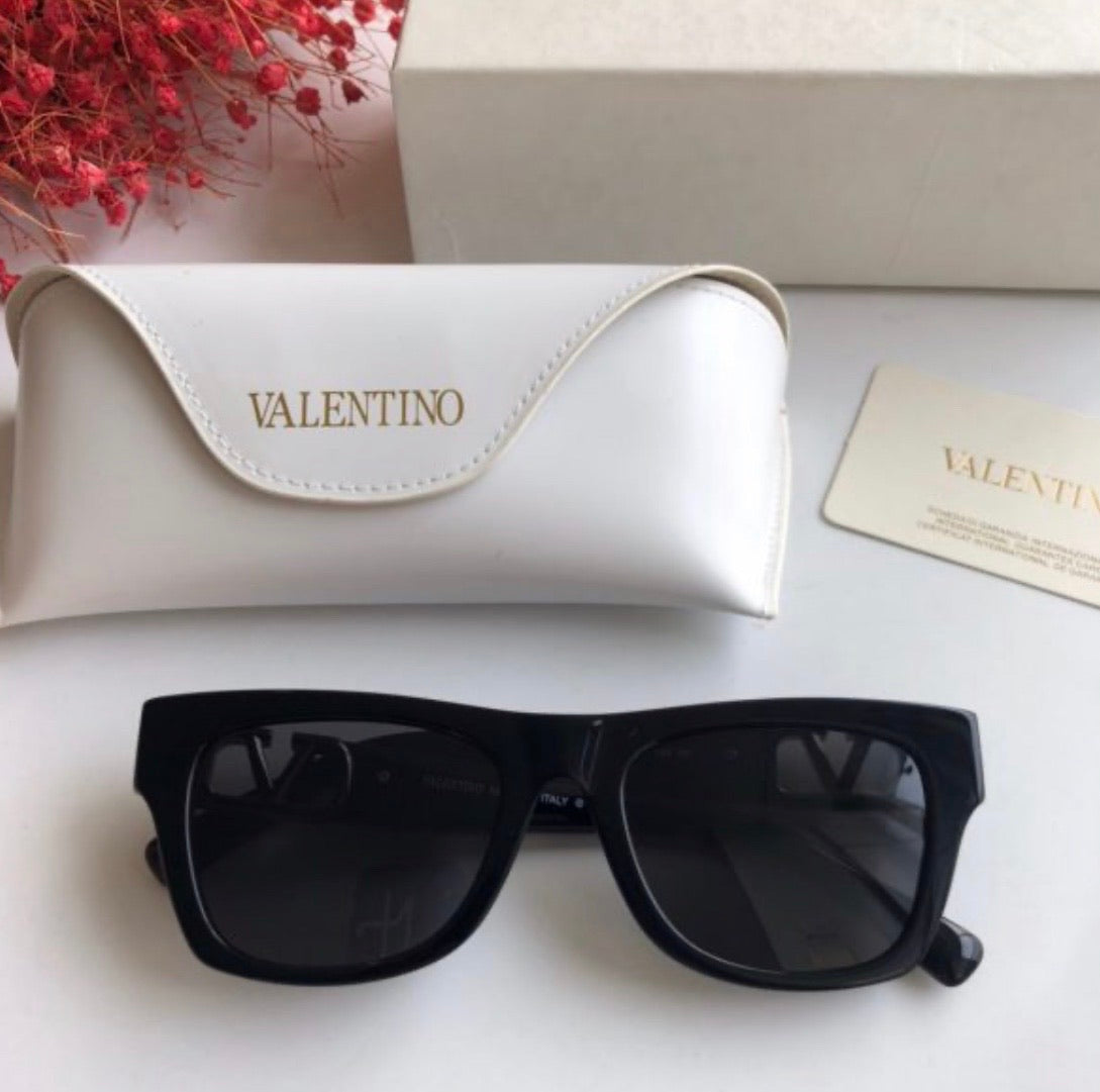 V Logo Sunglasses