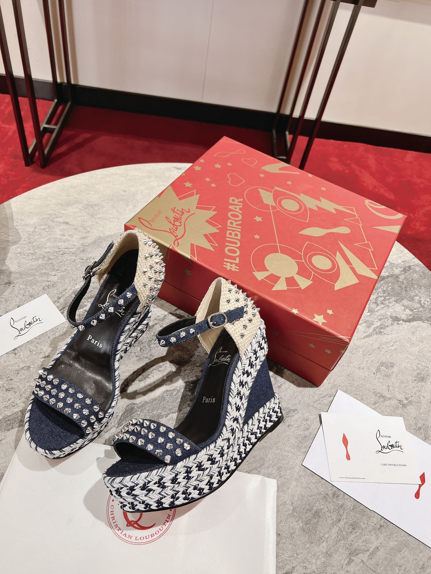 Madmonica Wedges