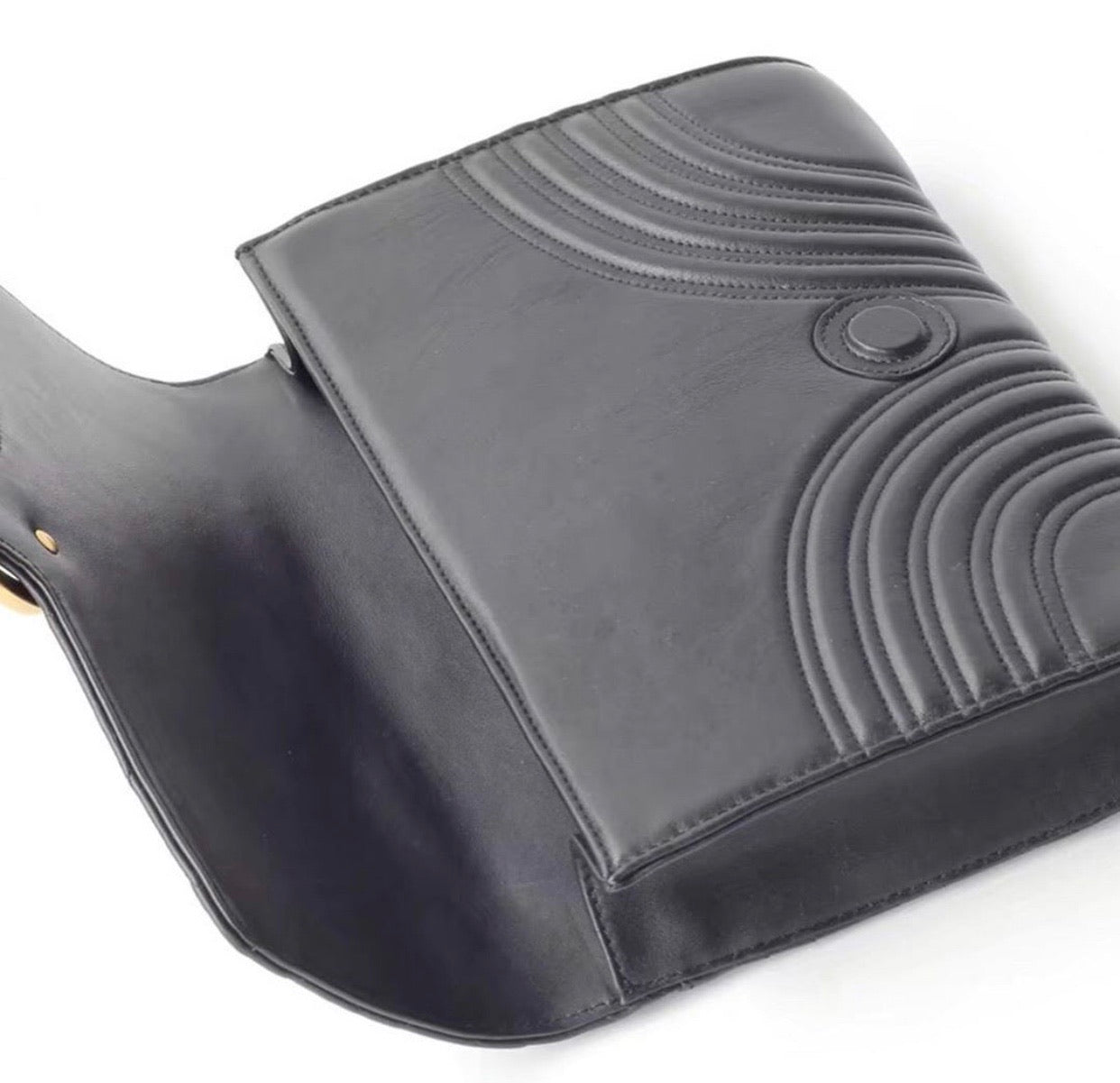 Marmont Clutch