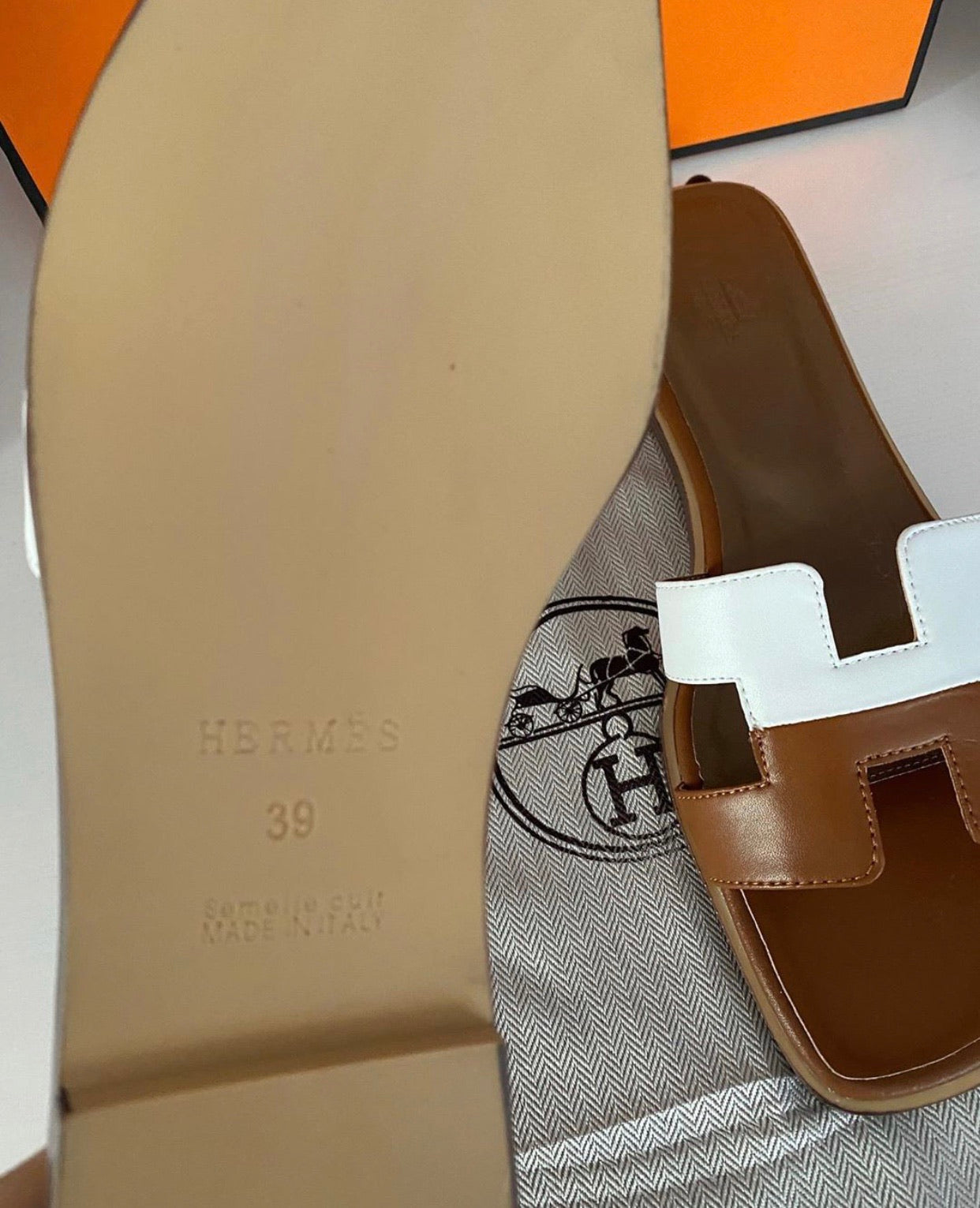 Oran Split Sandals