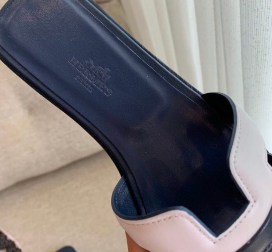 Oran Split Sandals