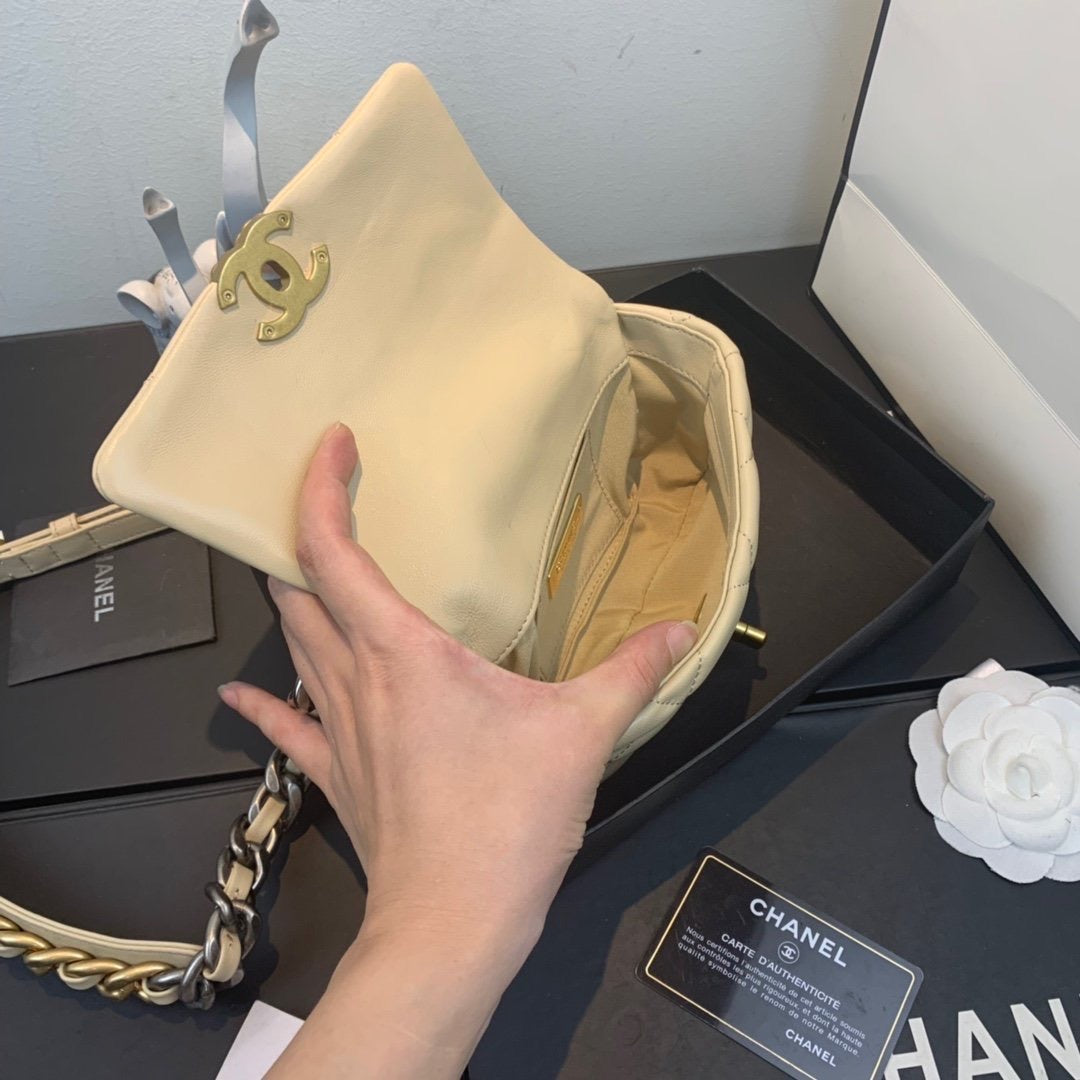 19 Waist Bag