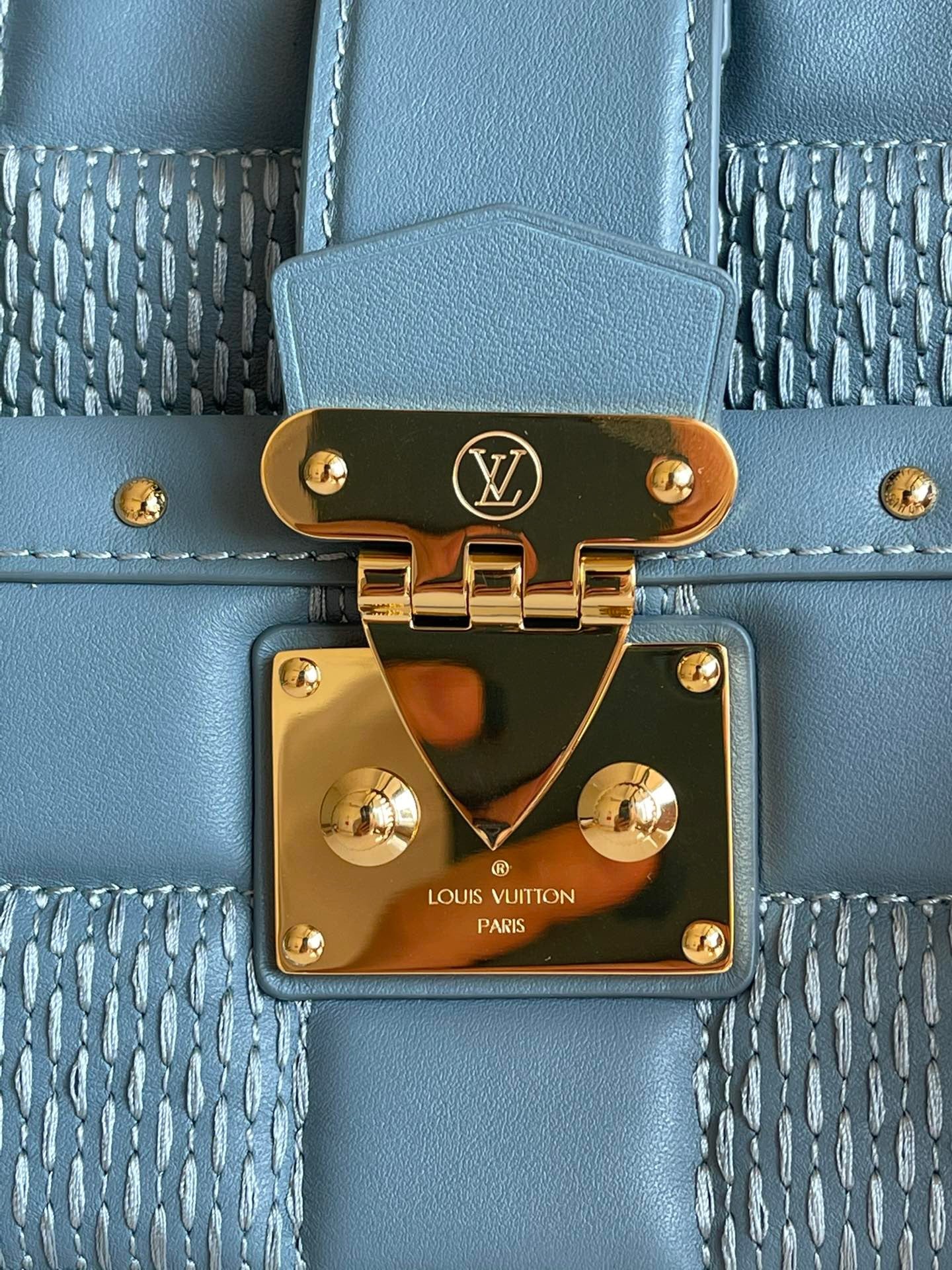 Troca Shoulder Bag