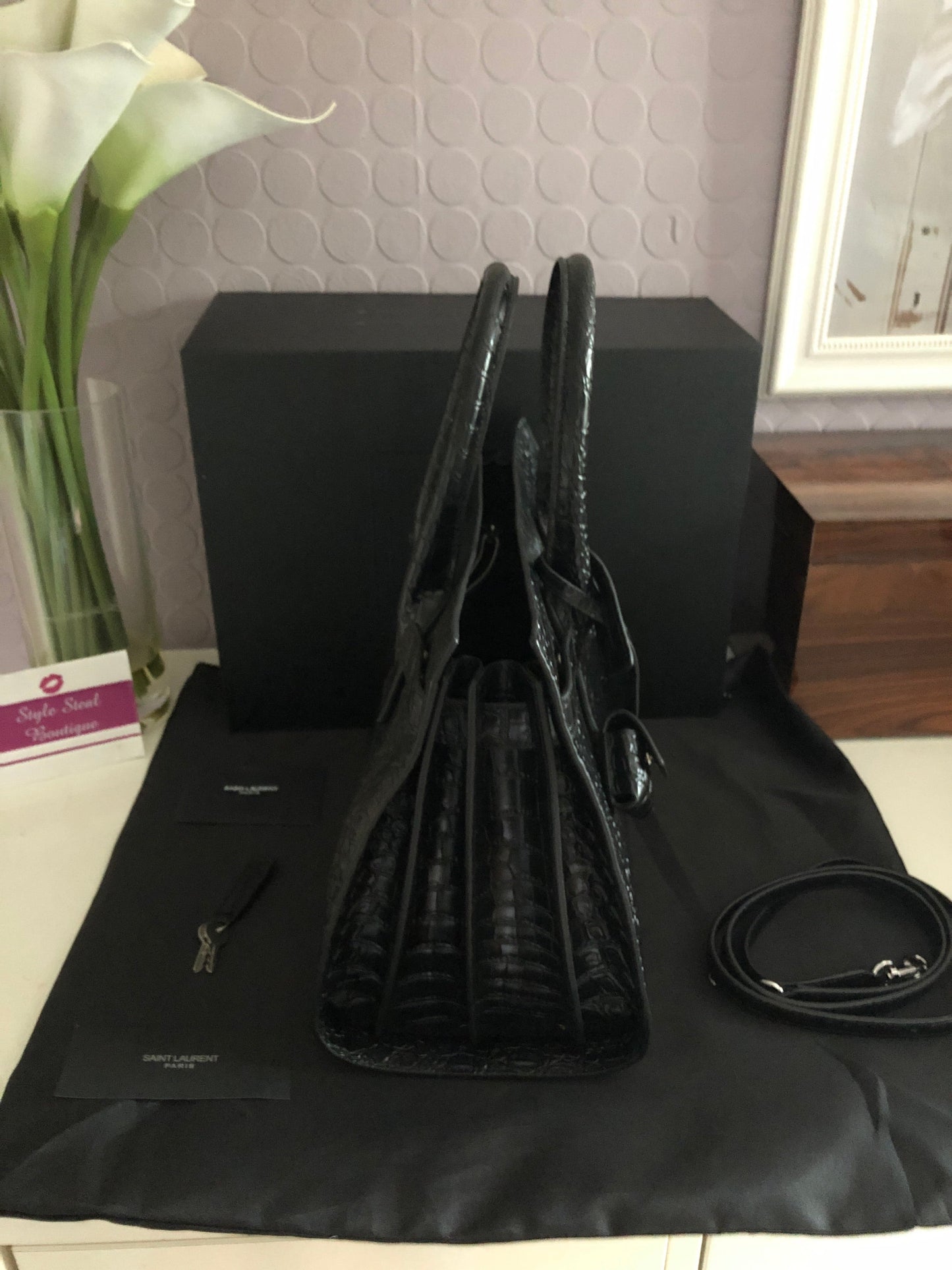 Sac De Jour Embossed