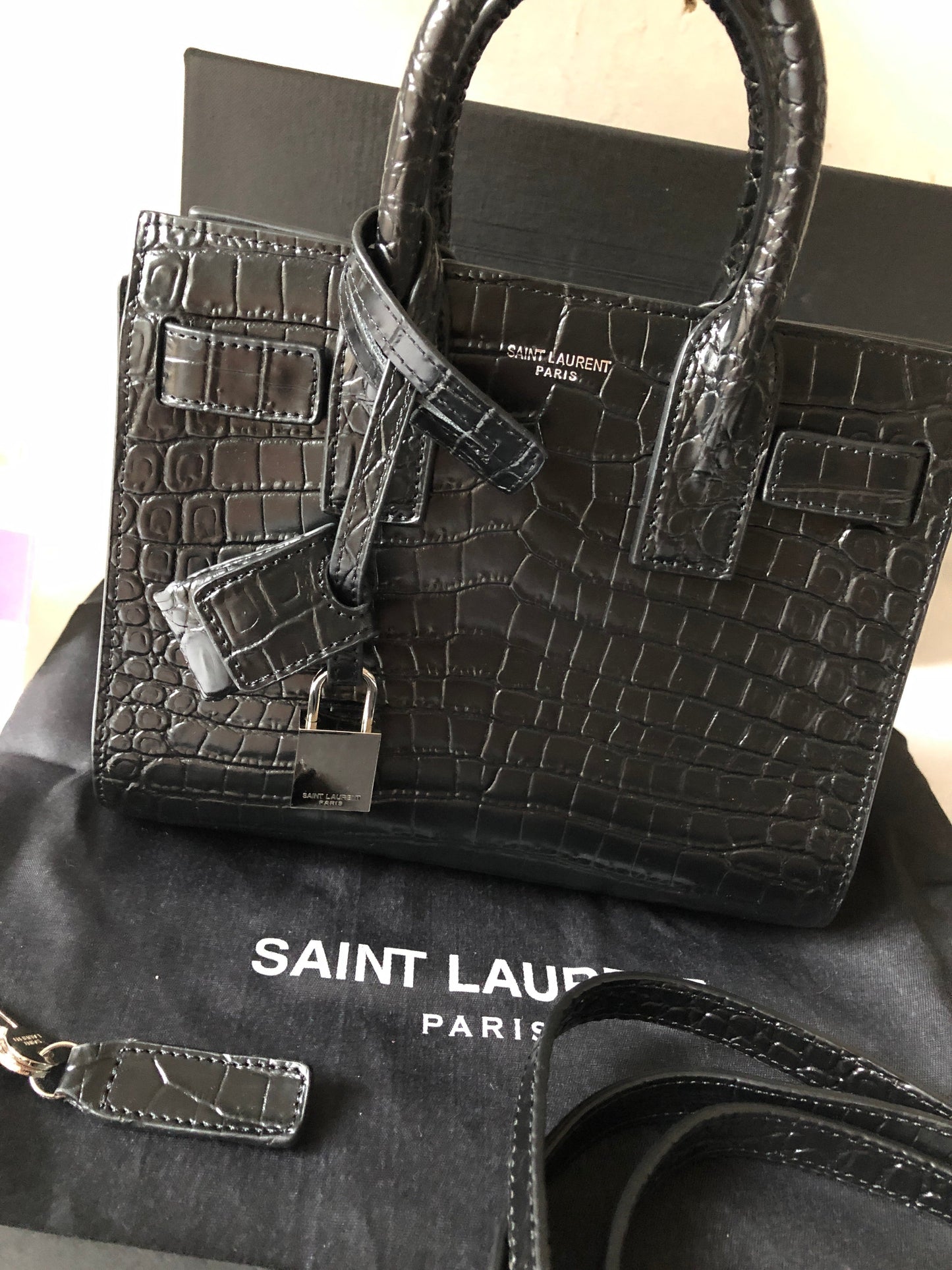 Sac De Jour Embossed