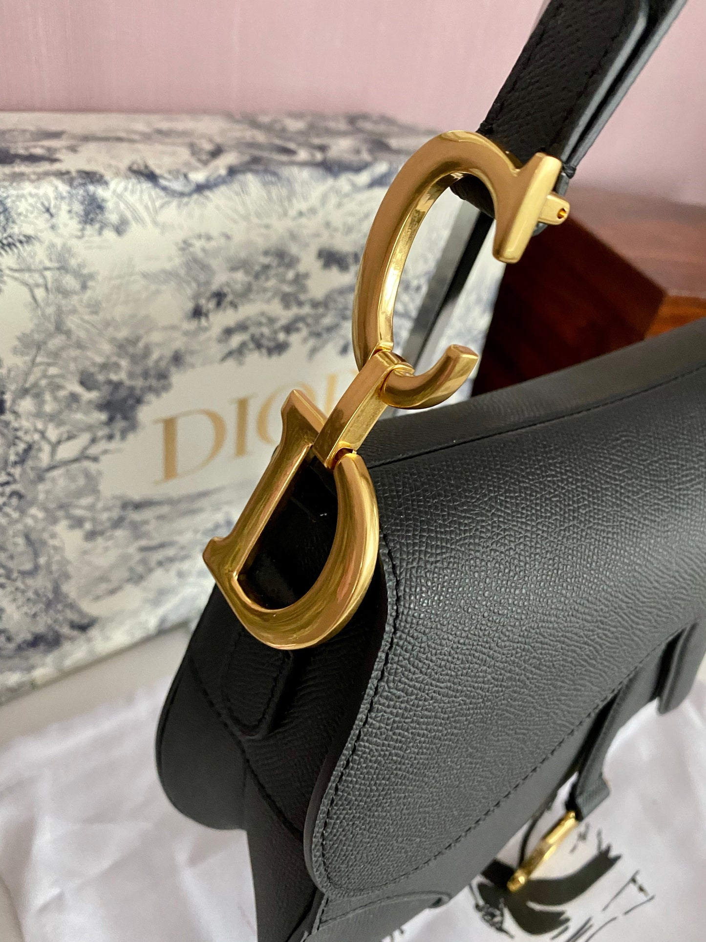Saddle Bag Grained Leather