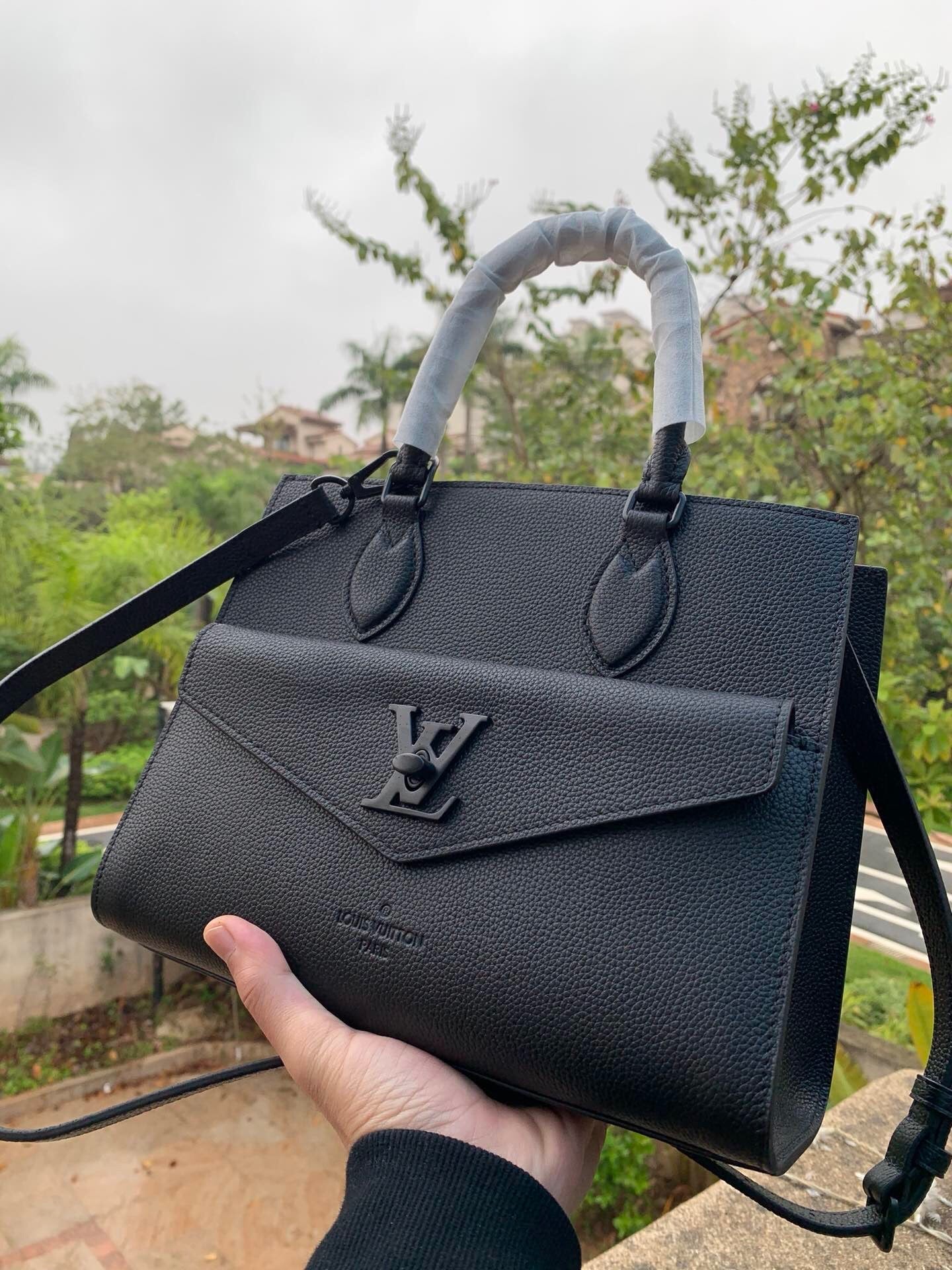 Lockme Tote PM