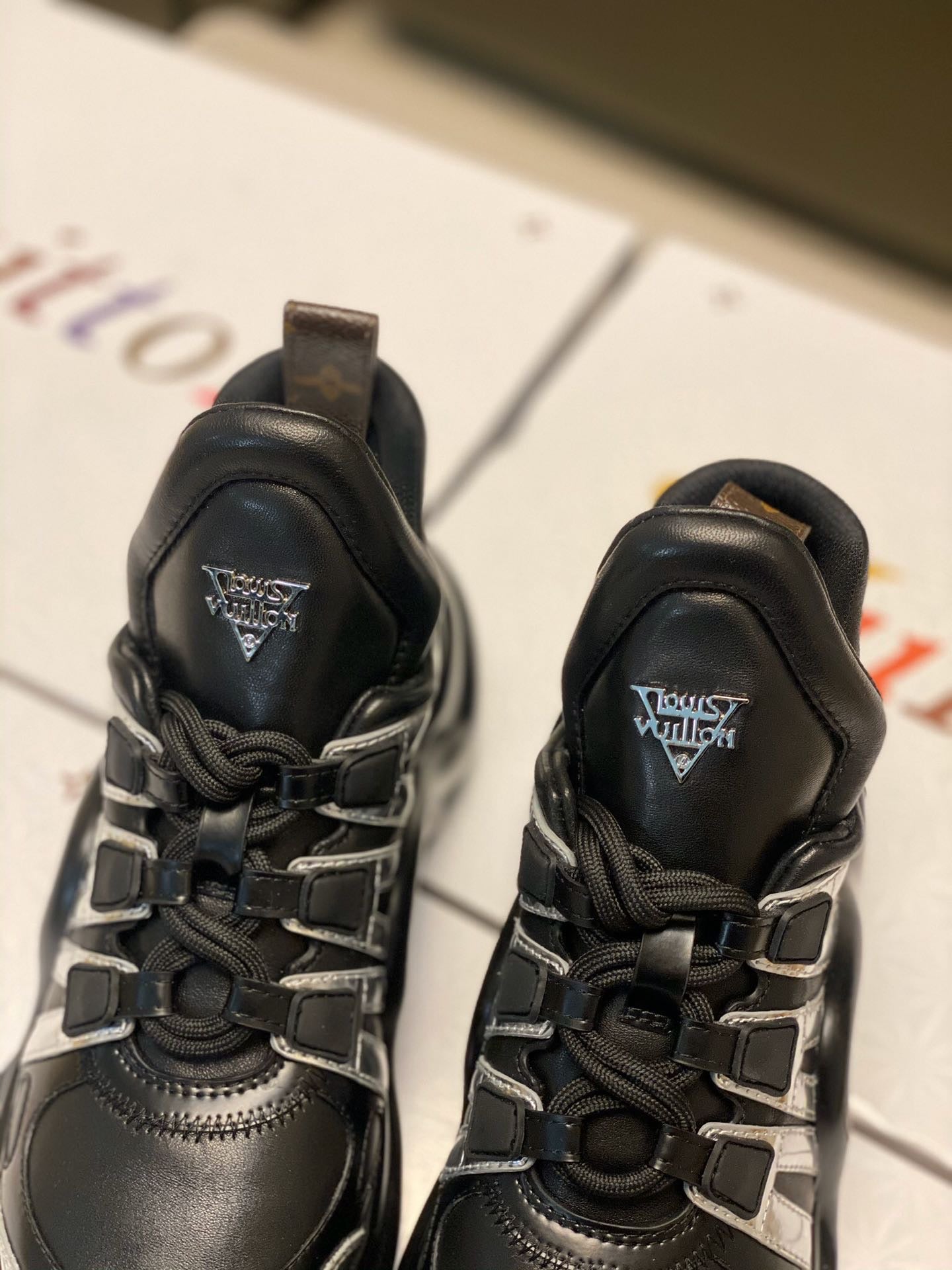 Archlight Sneaker