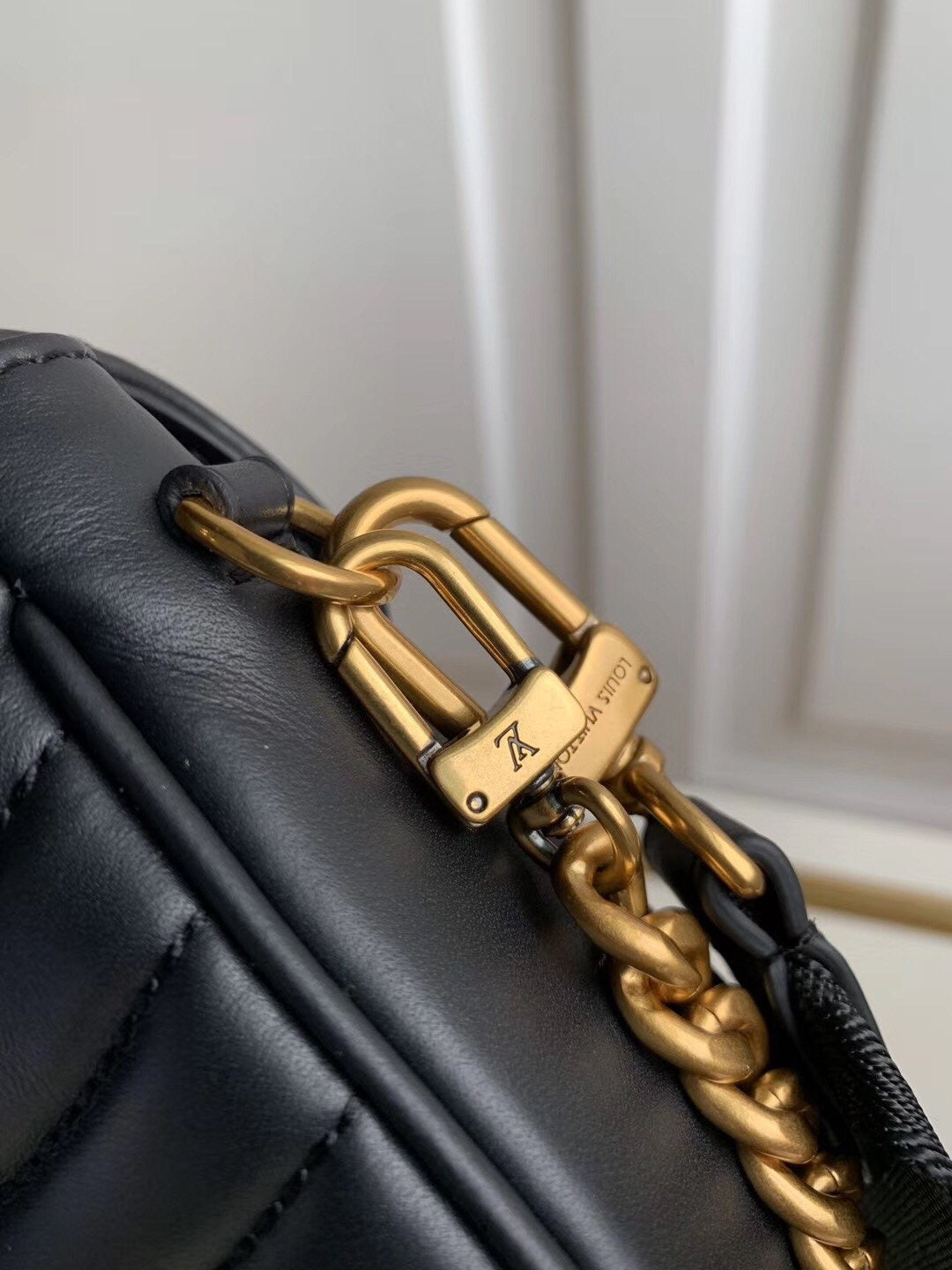 New Wave Pochette