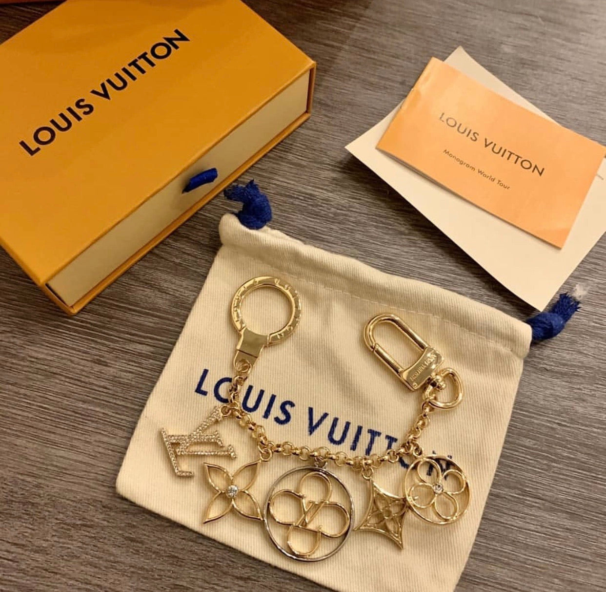 Flower Finesse Bag Chain
