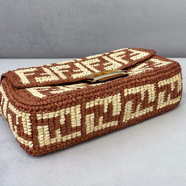 Baguette Raffia