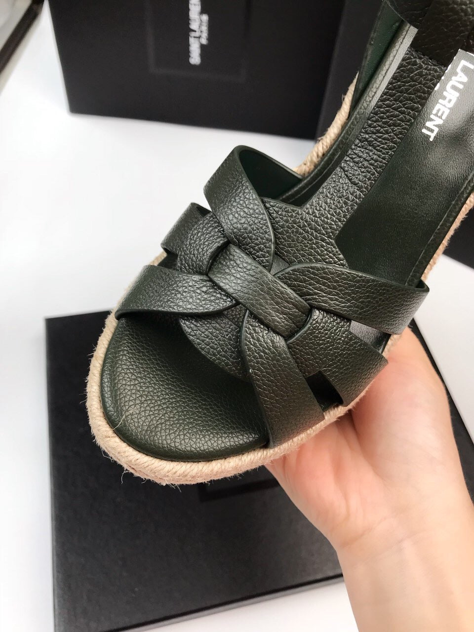 Tribute Wedges