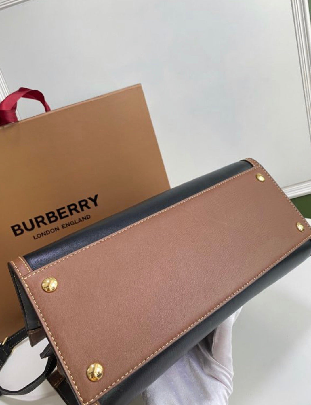 Title Bag
