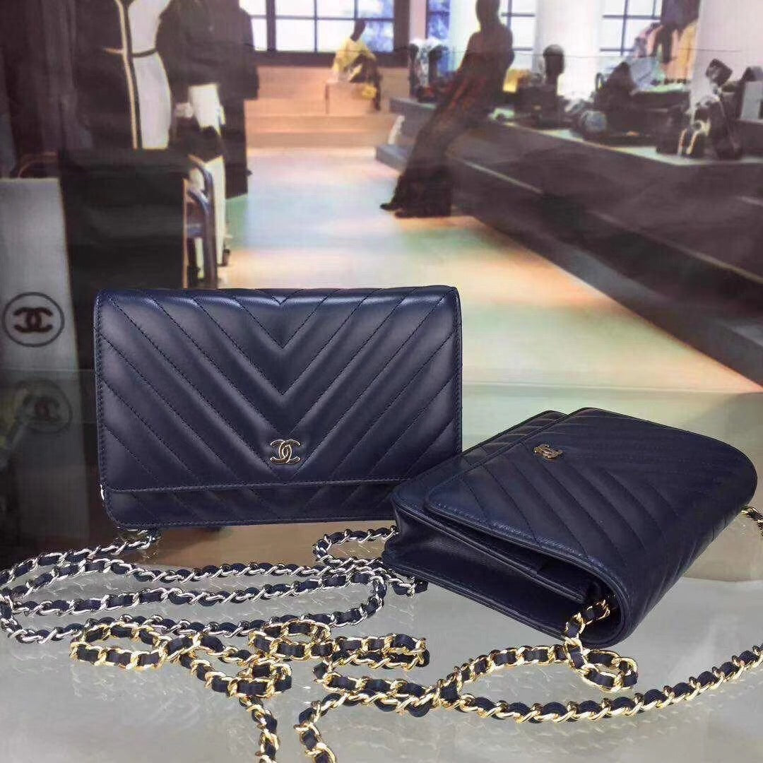 Chevron Lambskin Woc