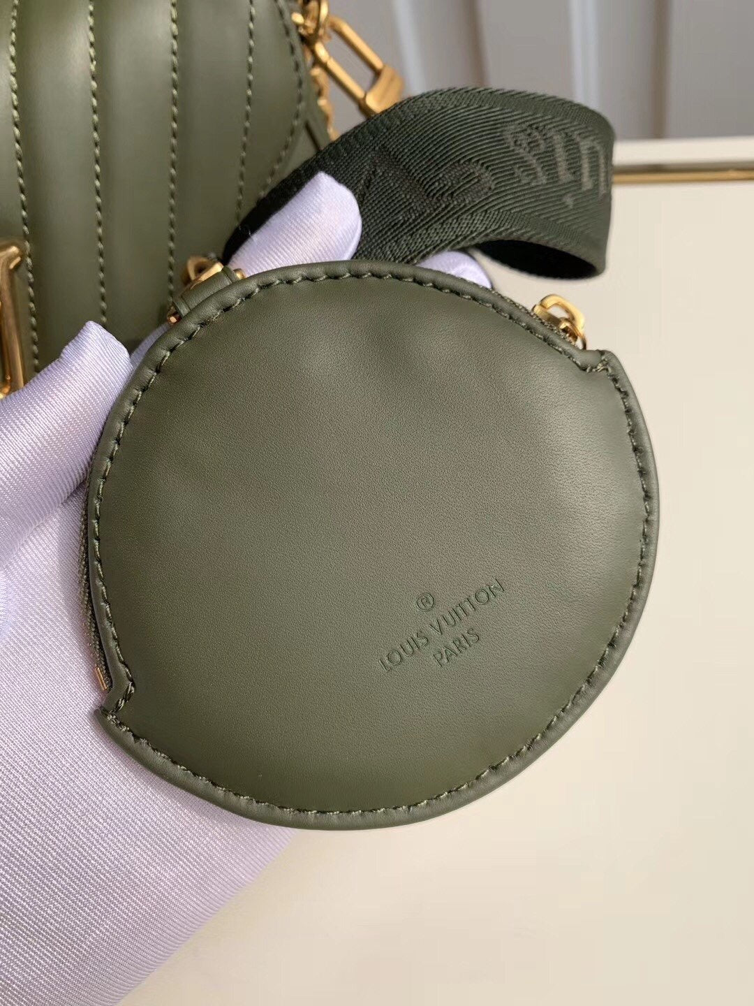 New Wave Pochette