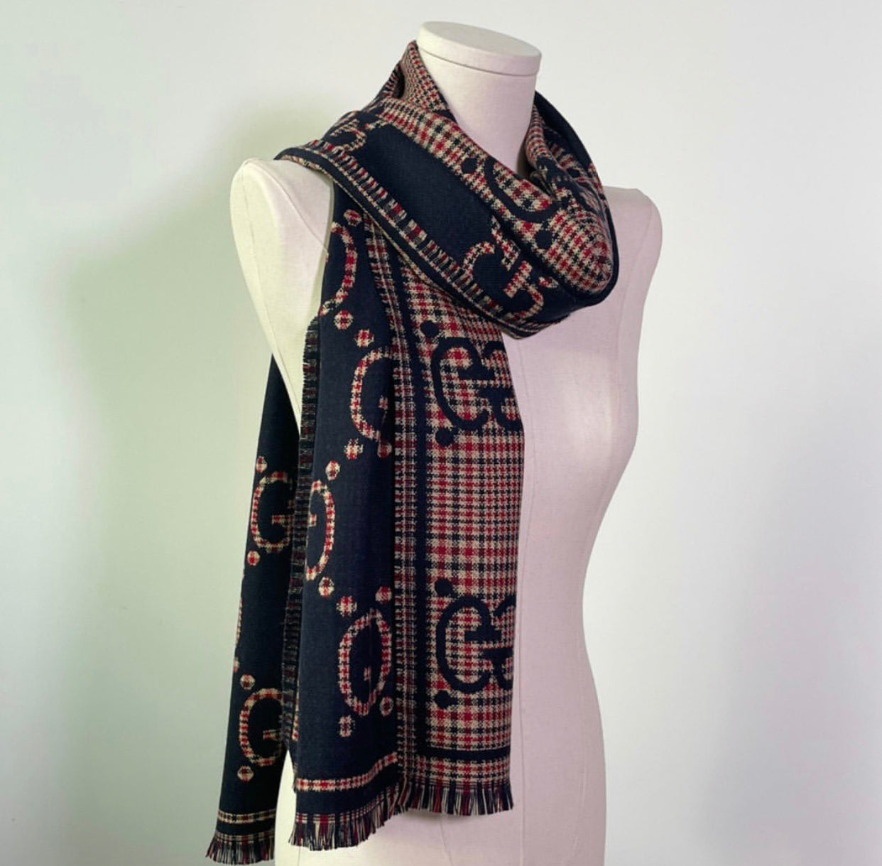 GG Scarf