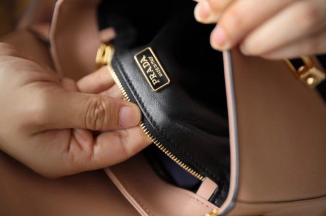 Embleme Bag