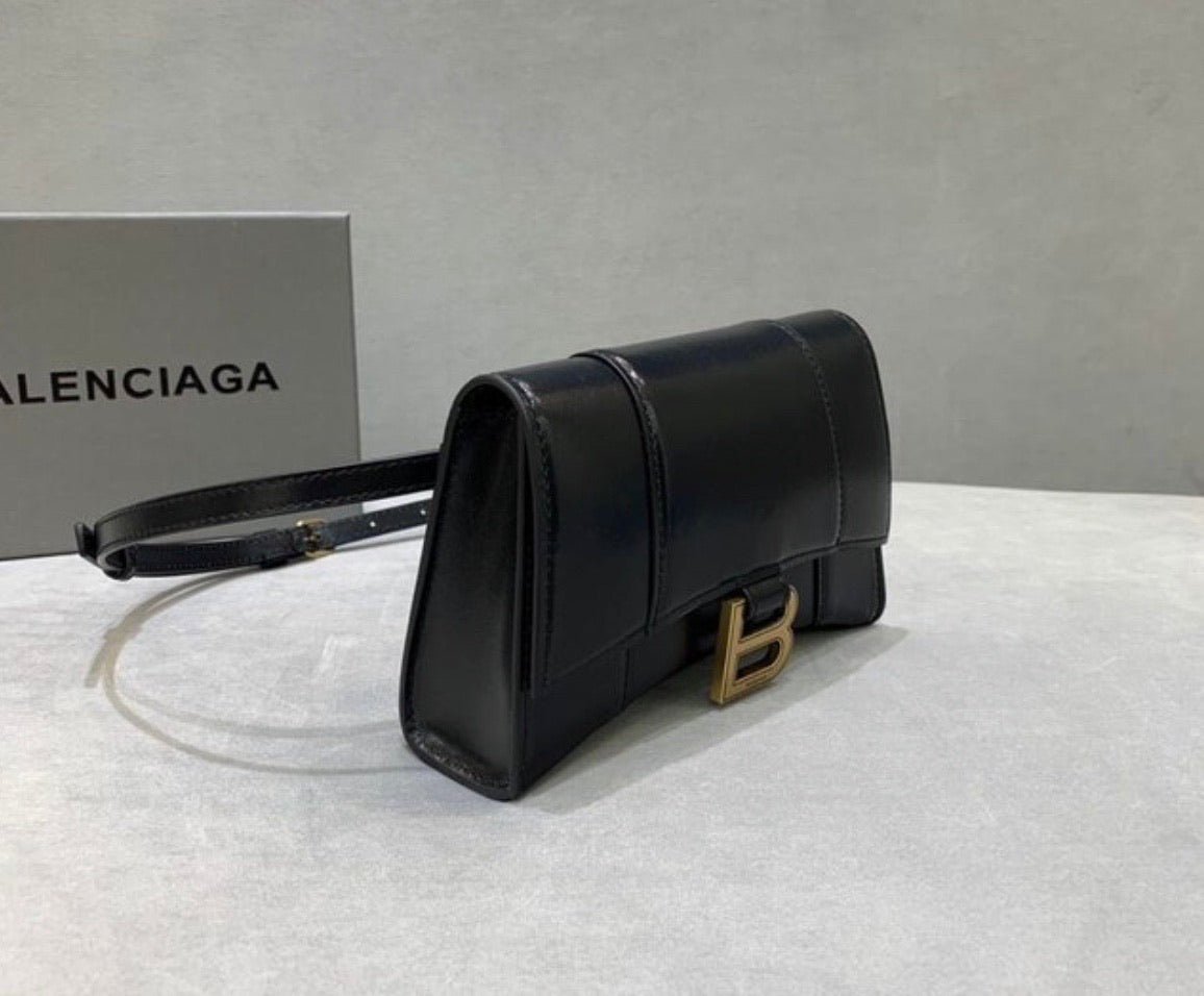 Hourglass Belt Bag