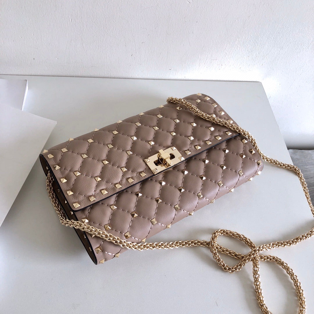 Spike Chain Clutch