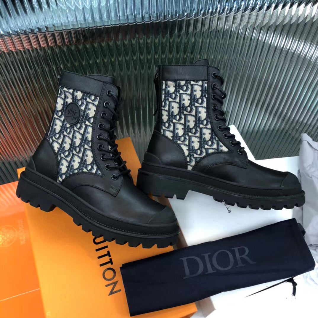 Oblique Boots