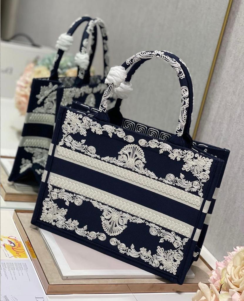 Book Tote