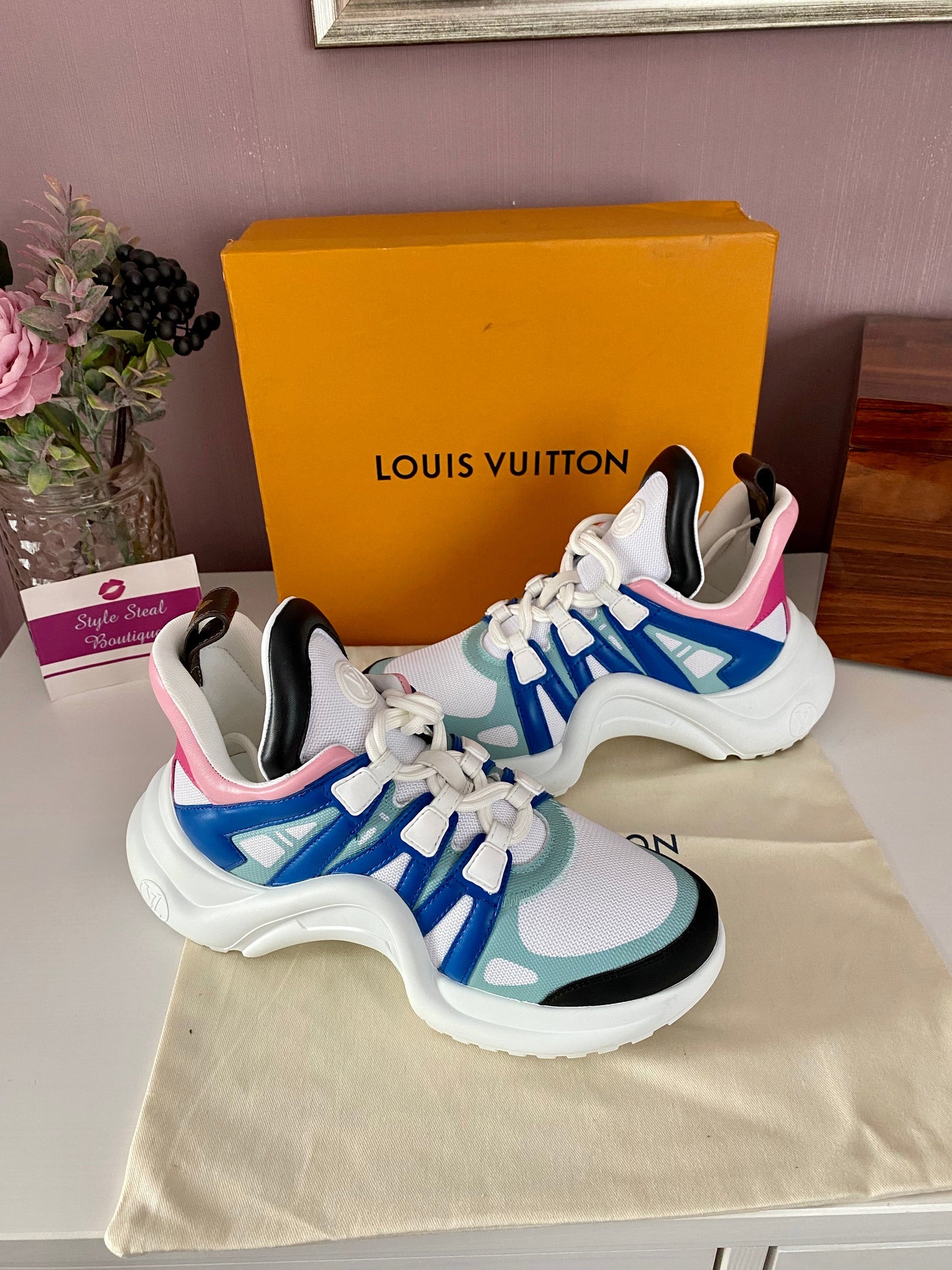 Archlight Sneaker