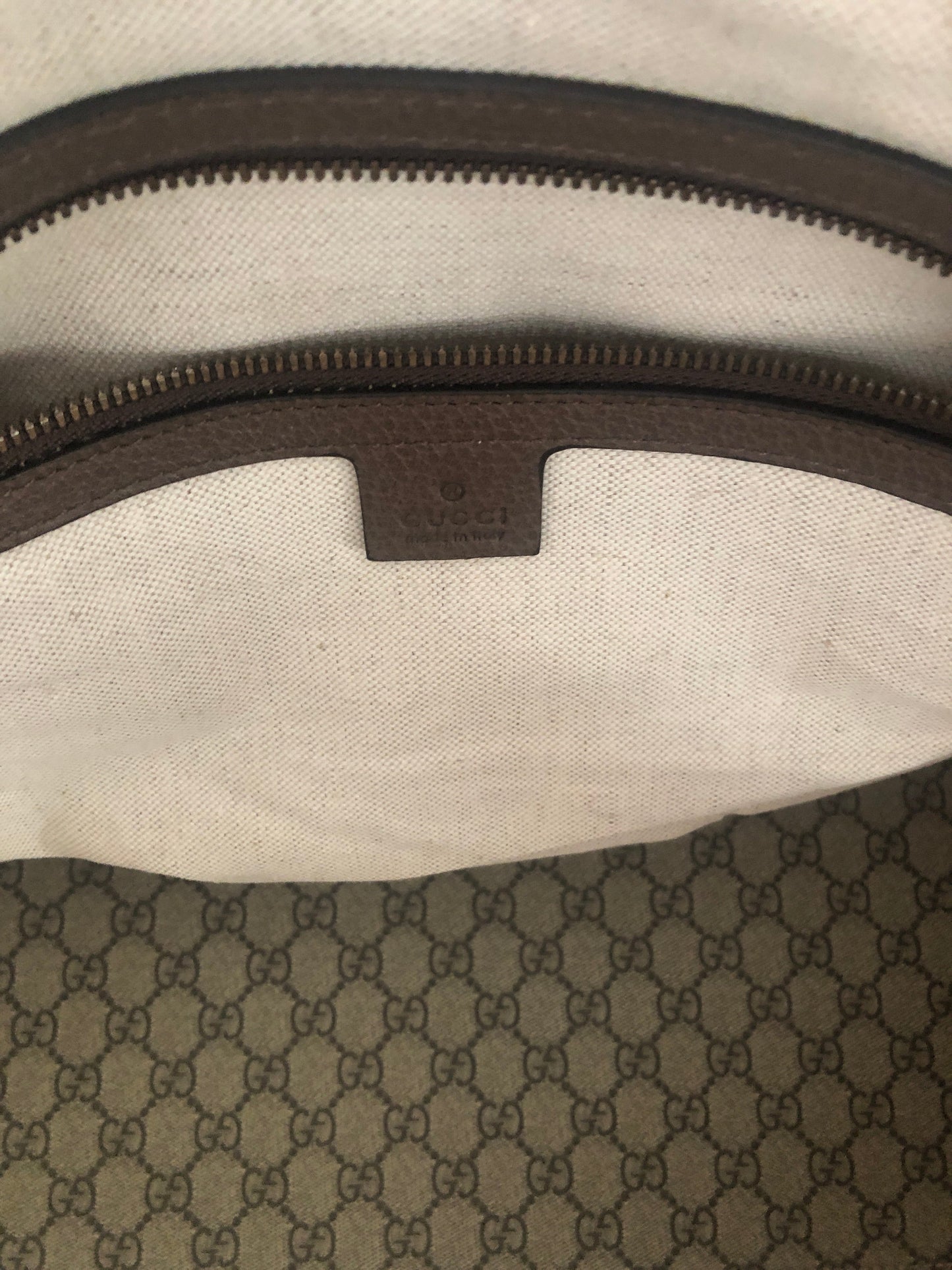 Ophidia Holdall