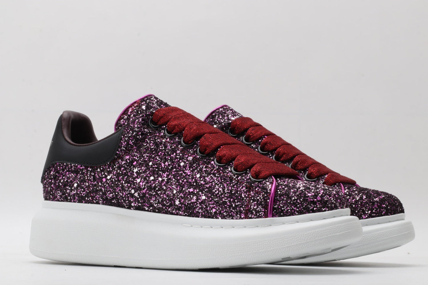 Oversized Sneaker Glitter
