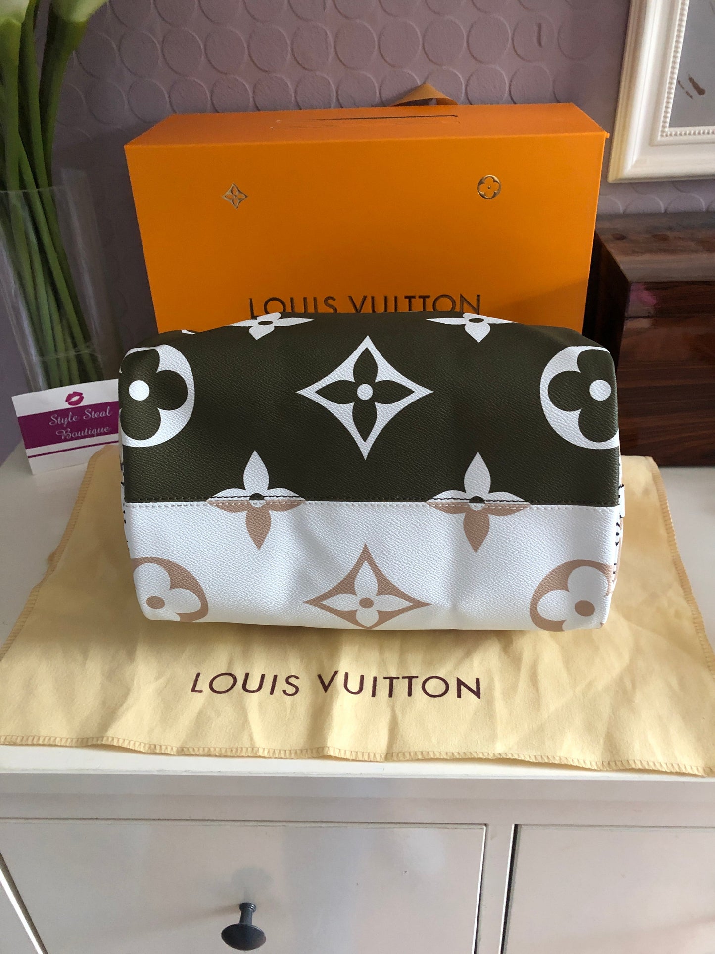 Giant Monogram Speedy 30