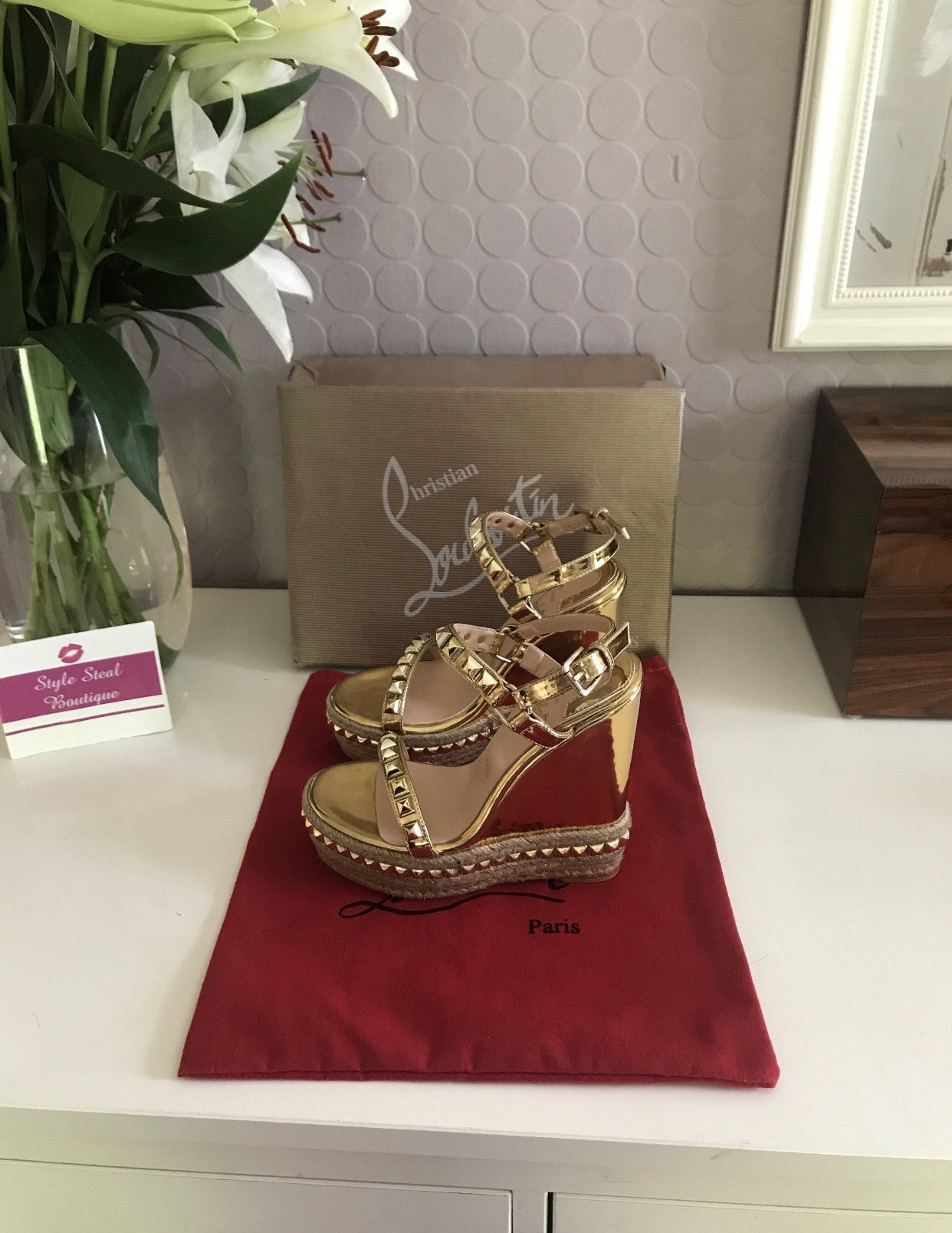 Stud Wedges