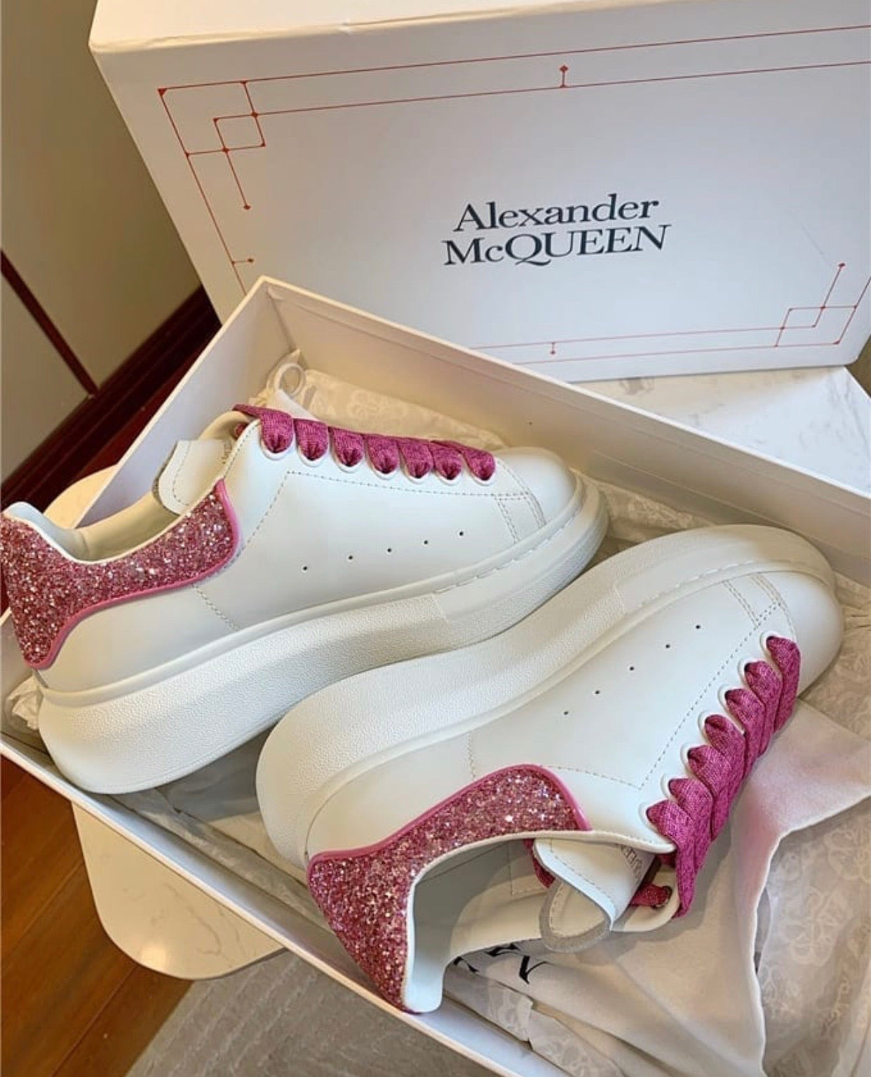 Oversized Sneaker Glitter