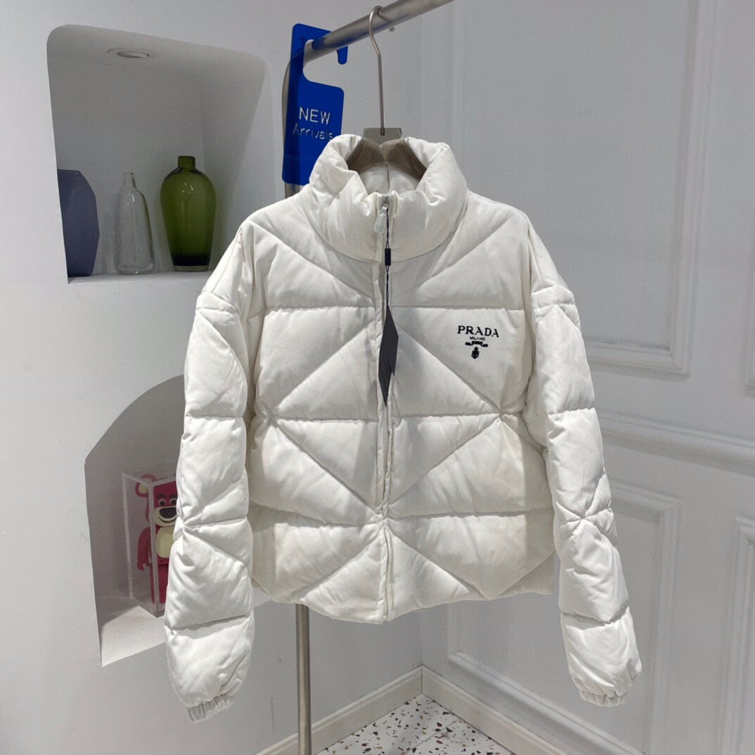 Re Nylon Jacket