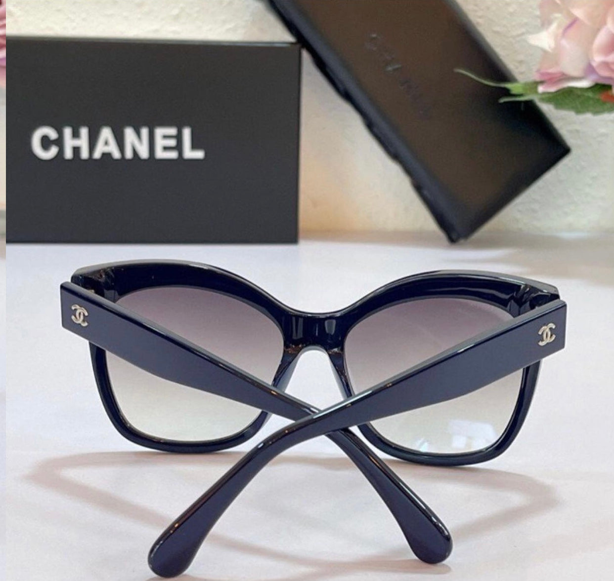 Logo Sunglasses