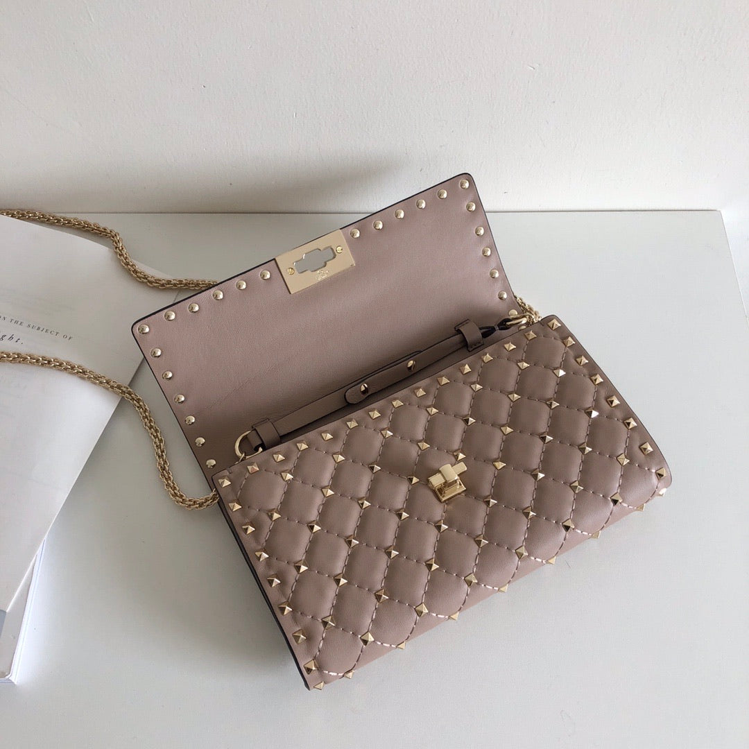 Spike Chain Clutch