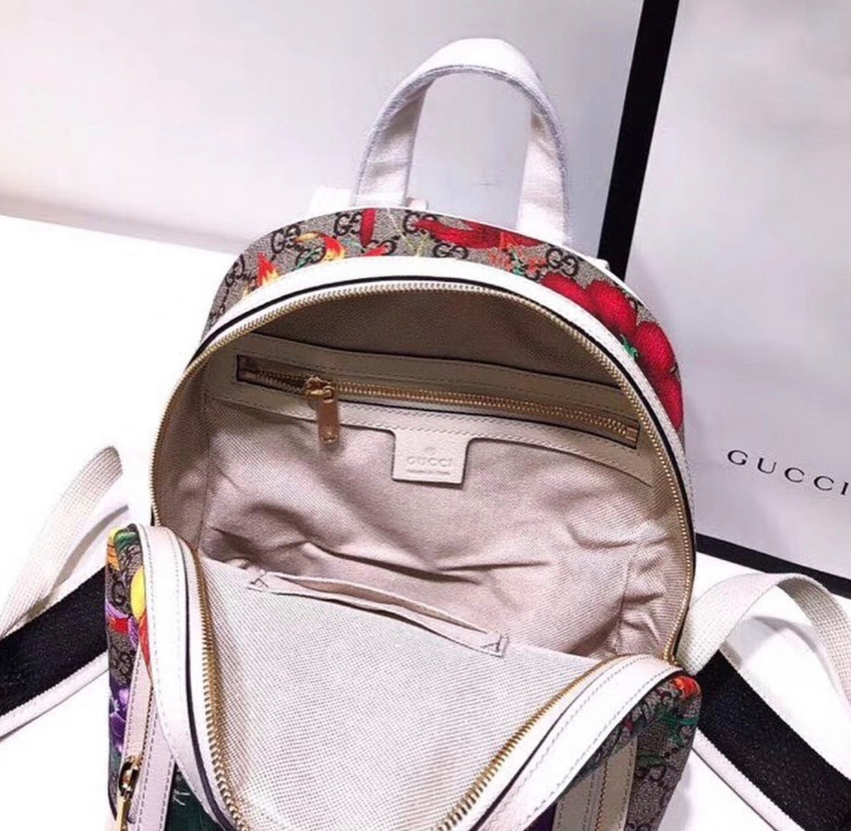 Ophidia Flora Backpack